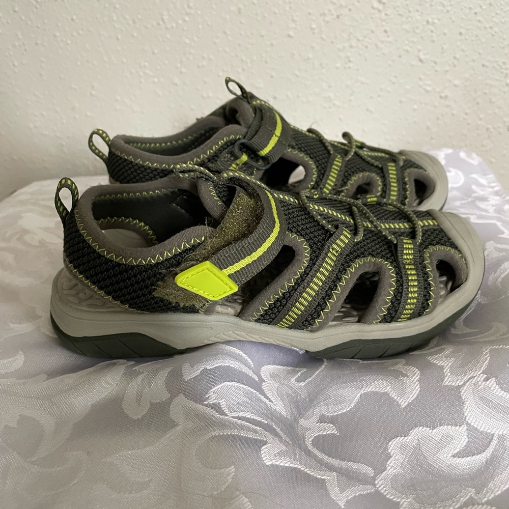 Kids Outdoor Adventure Sandals - Green Size 11 - Picture 5 of 9